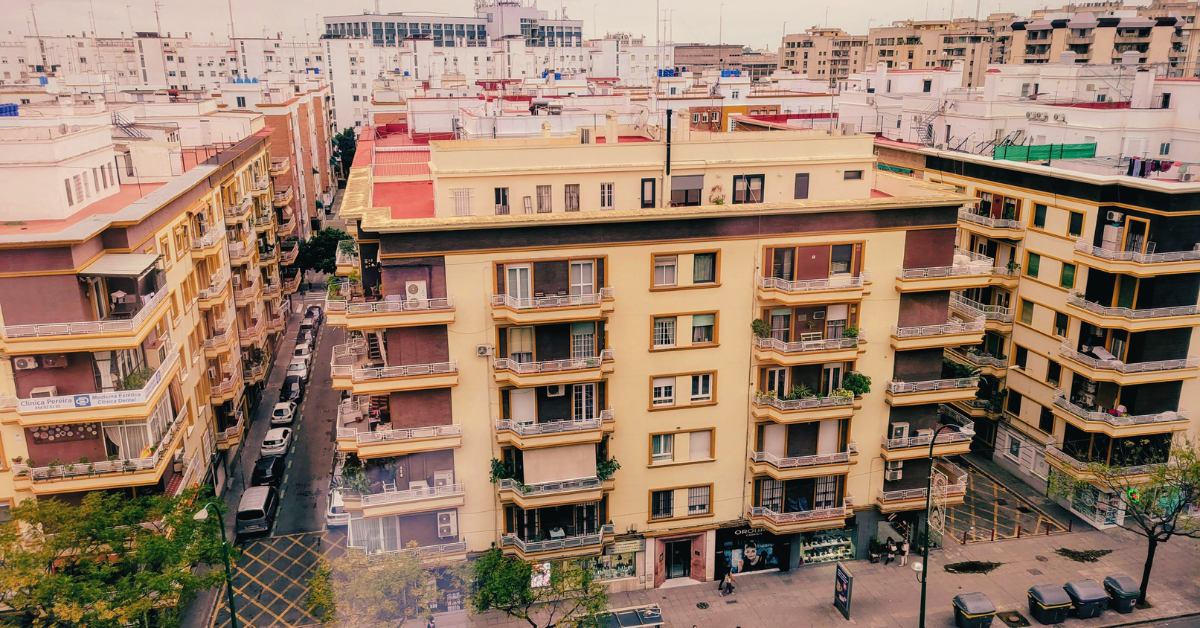 There are many balcony gardens of Seville.