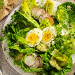 How Microgreens Reduce Food Waste: A Sustainable Solution